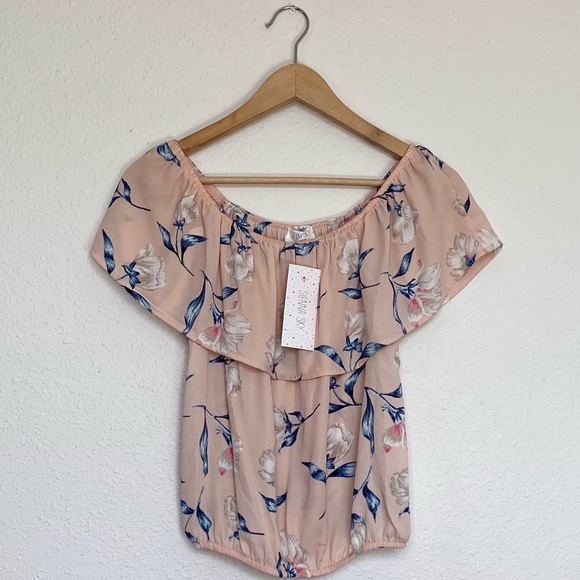 Sienna Sky Tops - Sienna Sky Floral Top - Size Small